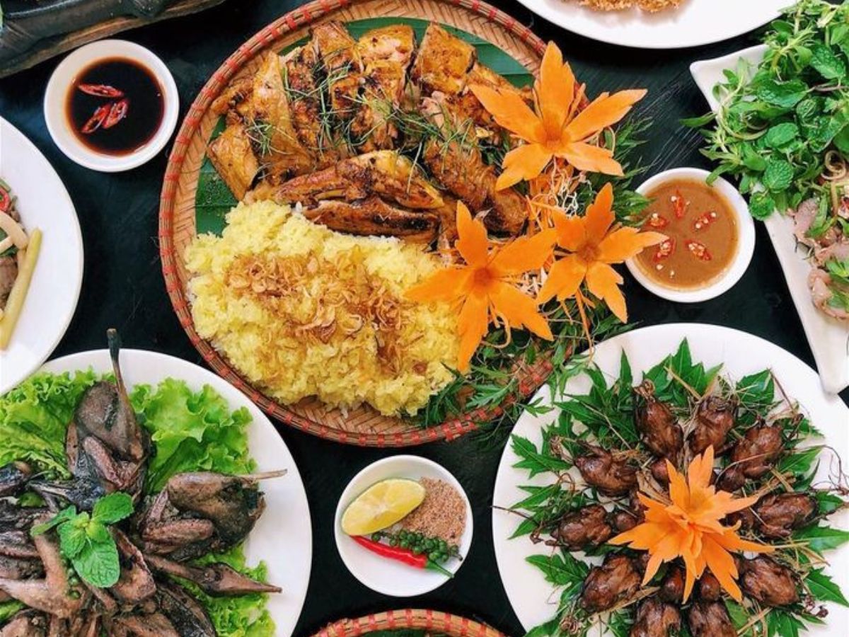 Phủ Lý có nhiều nhà hàng phù hợp cho các bữa ăn gia đình và liên hoan. (Nguồn: Sưu tầm)