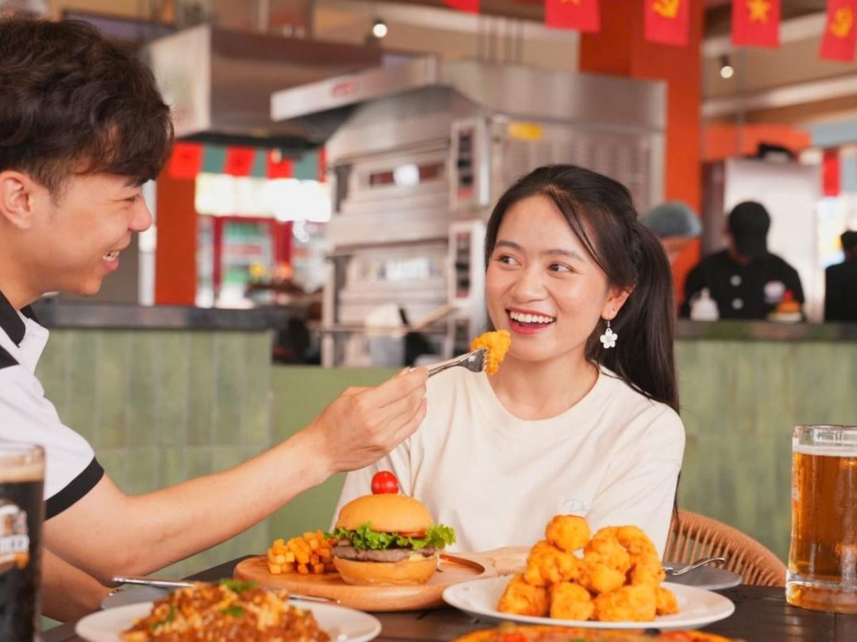 Sun Urban City mang đến nhiều lựa chọn ẩm thực hấp dẫn vào buổi tối. (Nguồn: Sưu tầm)