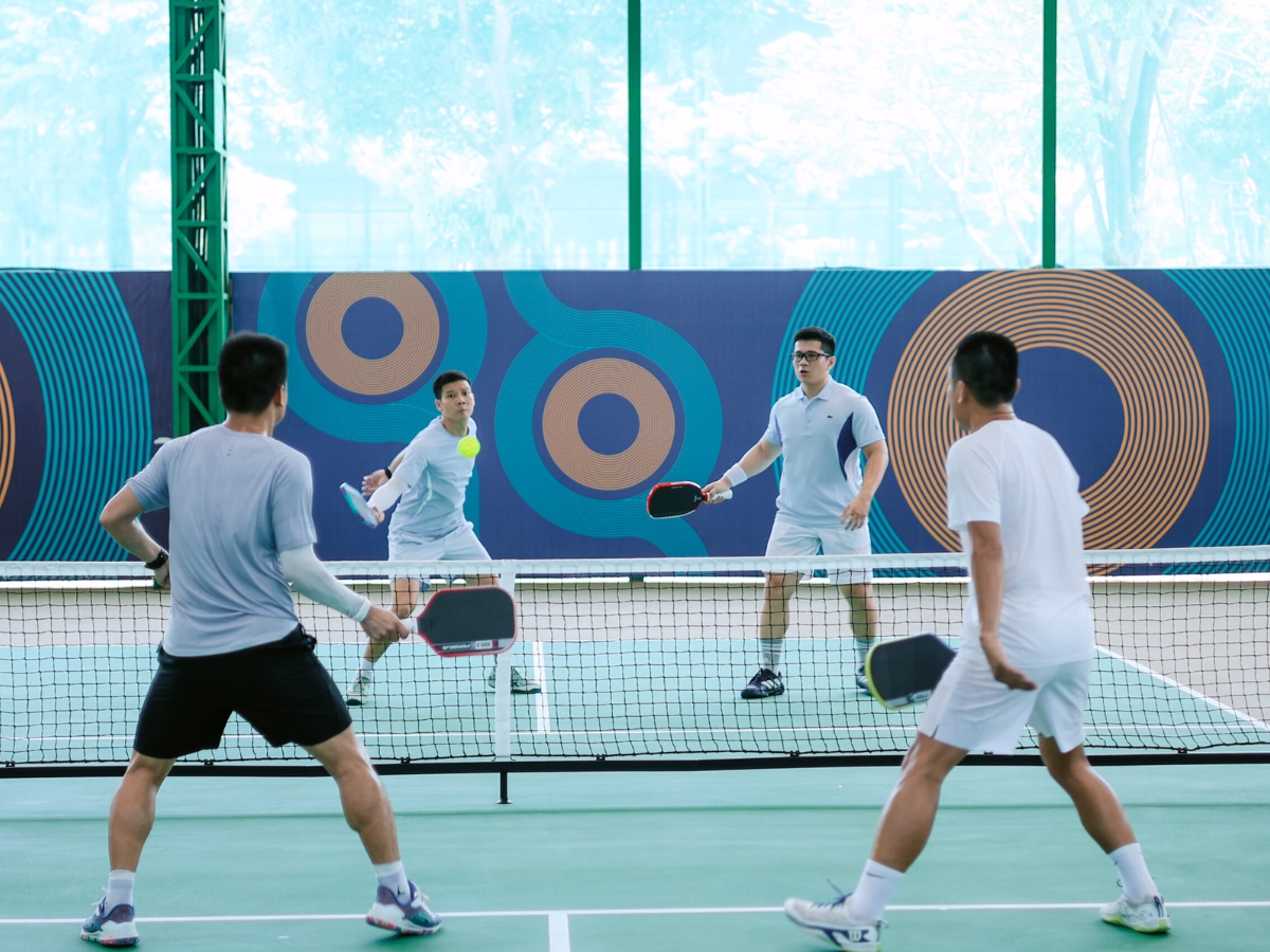 Chơi thể thao tại Sun Sports City, tận hưởng không gian vận động hiện đại và tràn đầy năng lượng. (Nguồn: Sưu tầm)