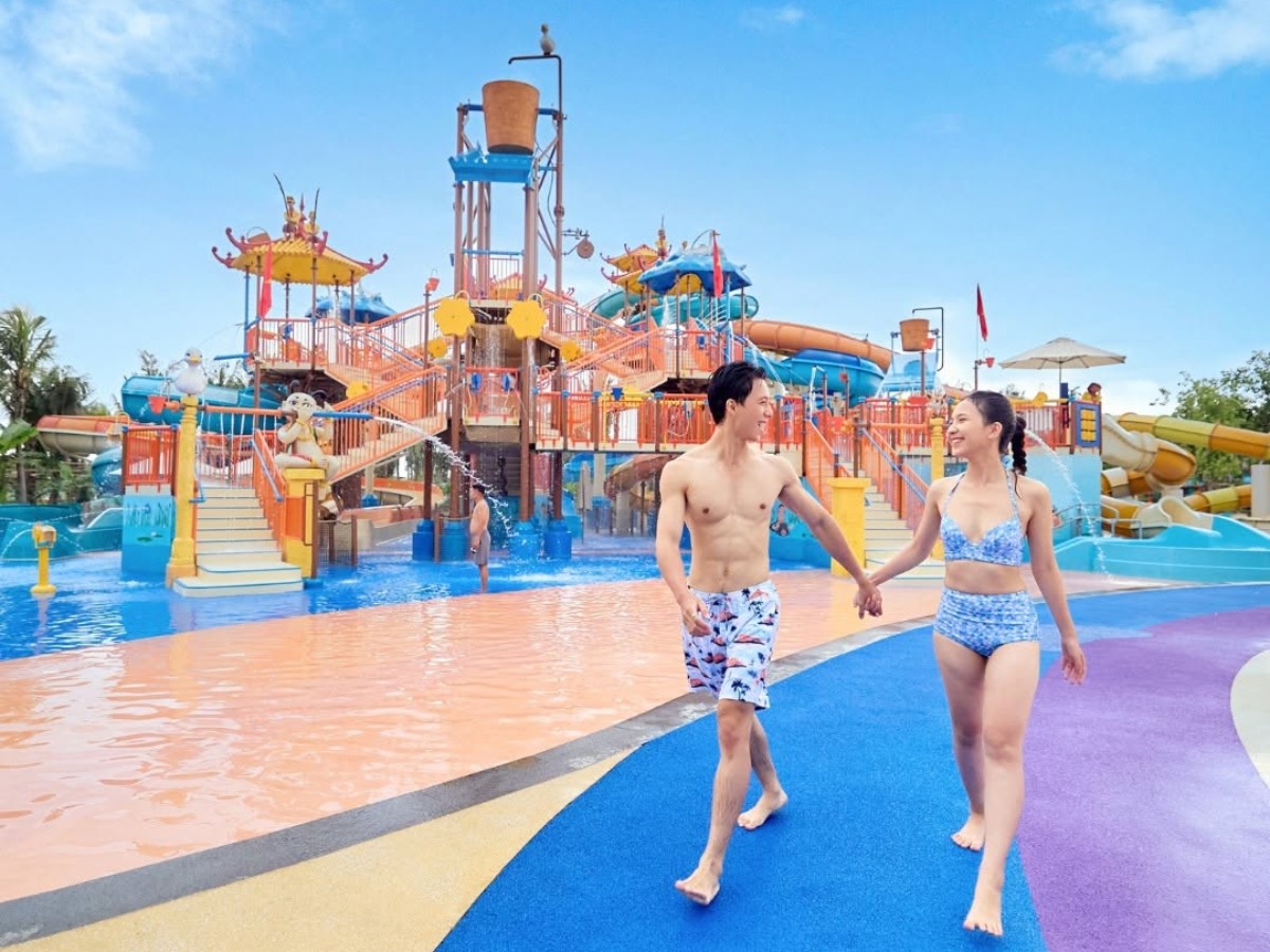 Không gian hiện đại và đầy màu sắc tạo nên điểm check-in nổi bật tại Sun World Ha Nam. (Nguồn: Sưu tầm)