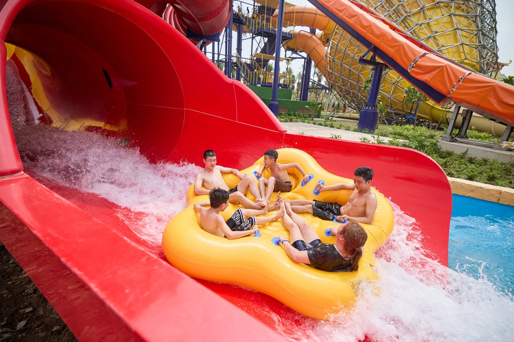 Sun World Ha Nam là điểm đến lý tưởng cho gia đình có trẻ nhỏ với nhiều khu vui chơi phù hợp. (Nguồn: Sưu tầm)