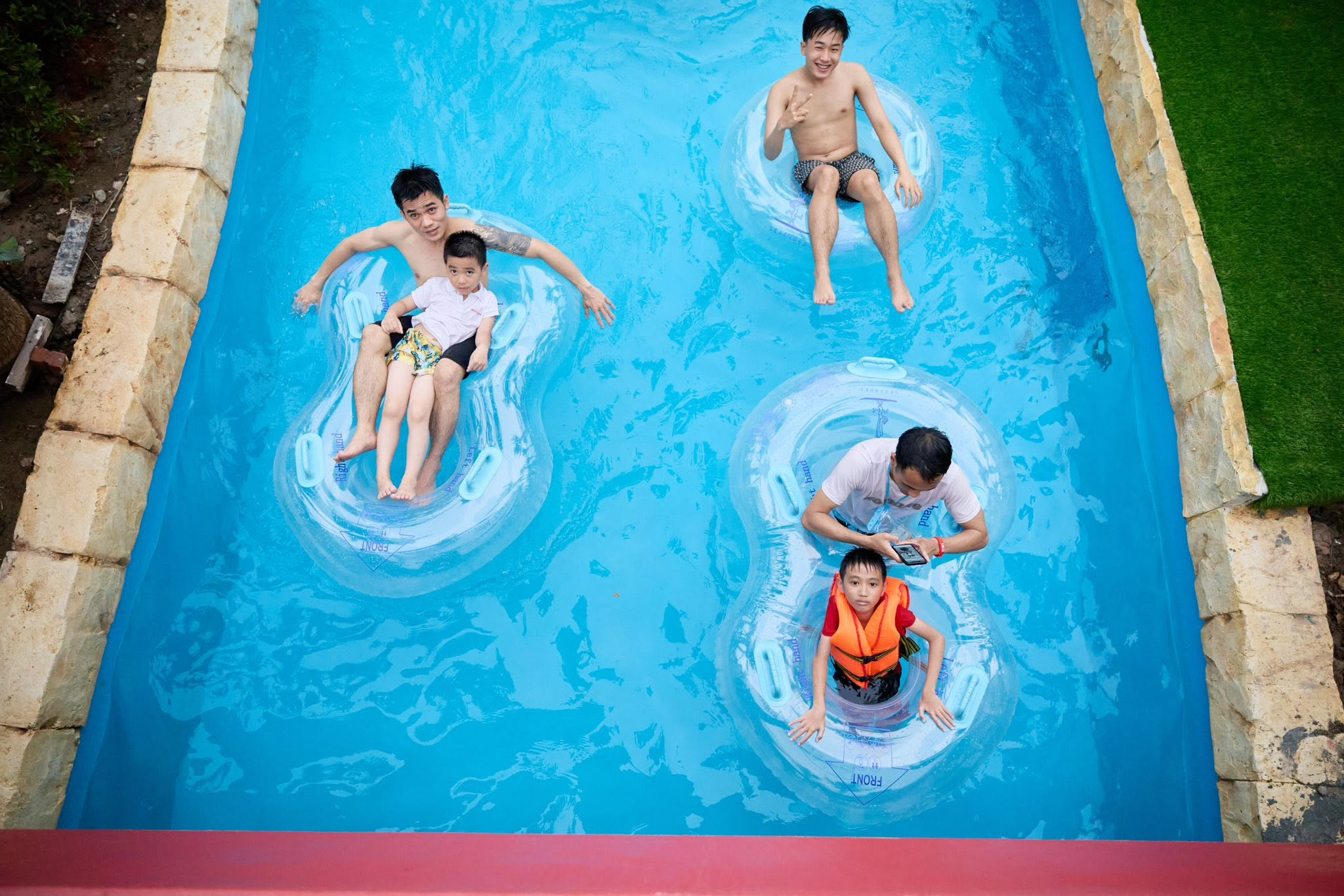 Tận hưởng mùa hè sôi động tại công viên nước Sun World Ha Nam. (Nguồn: Sưu tầm)