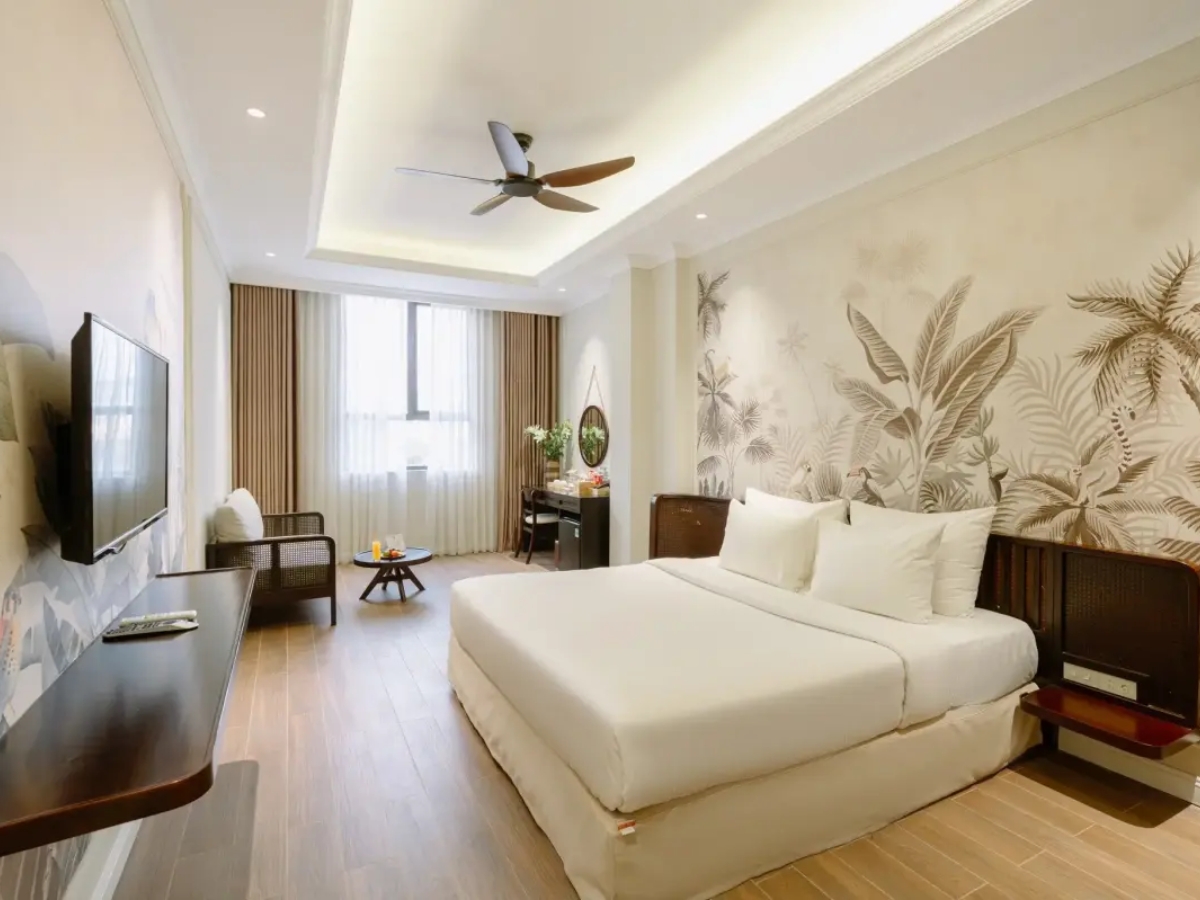 Du khách nên chủ động đặt phòng trước để đảm bảo trải nghiệm nghỉ dưỡng thuận tiện và thoải mái hơn. (Nguồn: Sưu tầm)