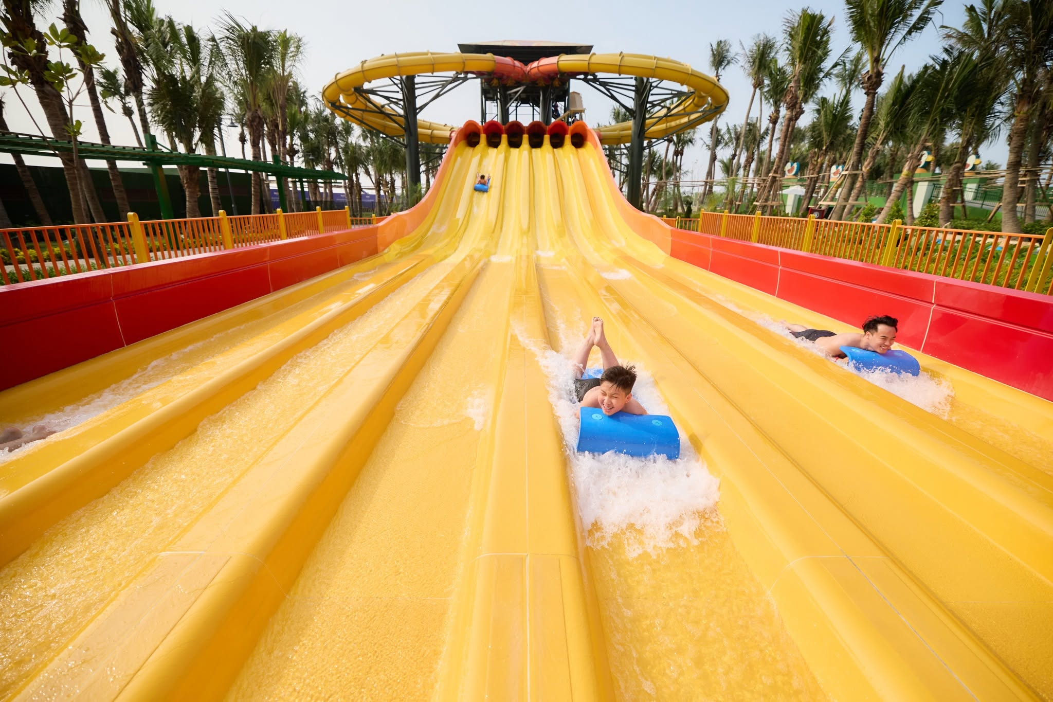Sun World Ha Nam mang đến điểm nhấn giải trí mới mẻ với không gian sôi động và nhiều trải nghiệm đáng nhớ. (Nguồn: Sưu tầm)