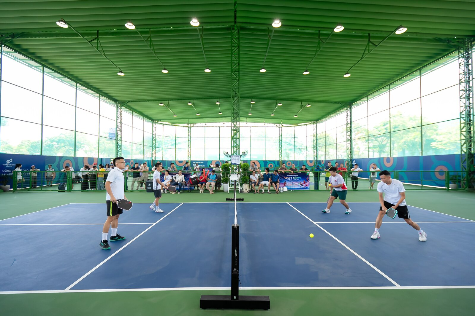 Sun Sports City mang đến không gian thể thao hiện đại, nơi du khách có thể rèn luyện và tận hưởng trải nghiệm năng động. (Nguồn: Sưu tầm)