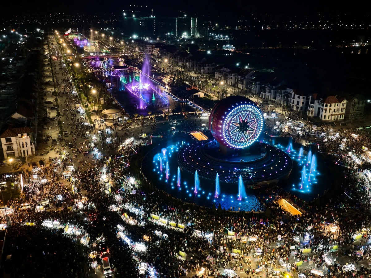 Quảng trường Thời Đại mang đến không gian kiến trúc rộng mở và hiện đại tại Sun Urban City. (Nguồn: Sưu tầm)