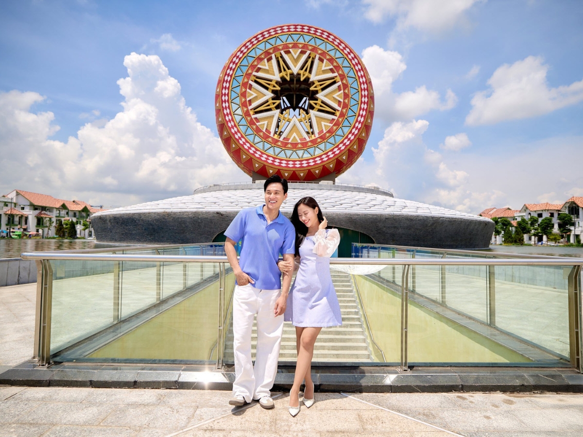 Sun Urban City nổi bật với diện mạo hiện đại, các công trình biểu tượng và không gian check-in ấn tượng. (Nguồn: Sưu tầm)