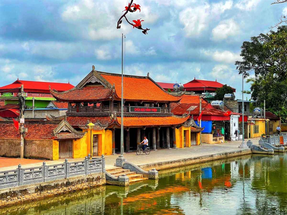 Chùa Keo Hành Thiện nổi bật với quần thể kiến trúc gỗ cổ thời Lê - Nguyễn (Nguồn: Sưu tầm)