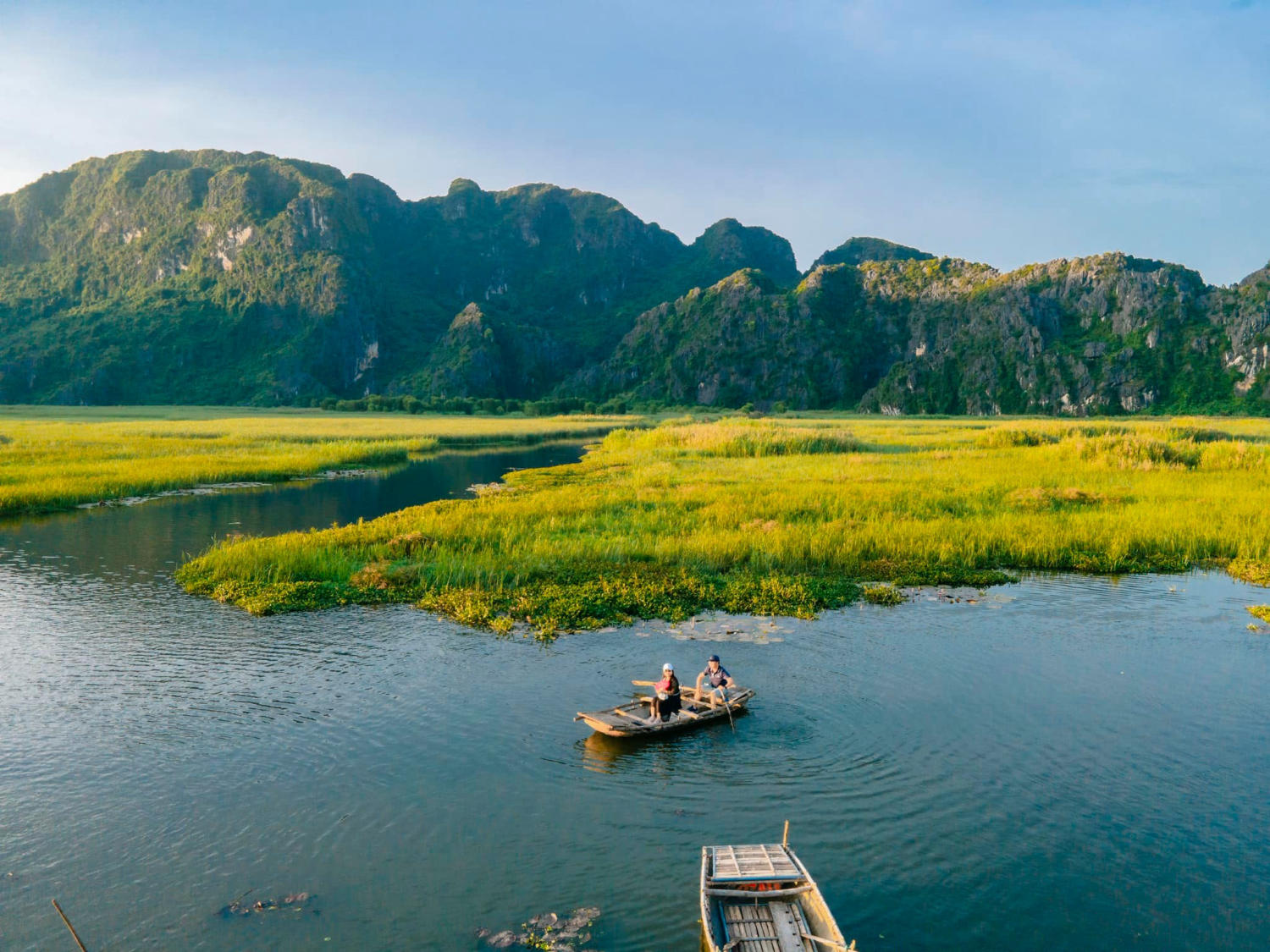 Đầm Vân Long phù hợp với lịch trình có trẻ em.