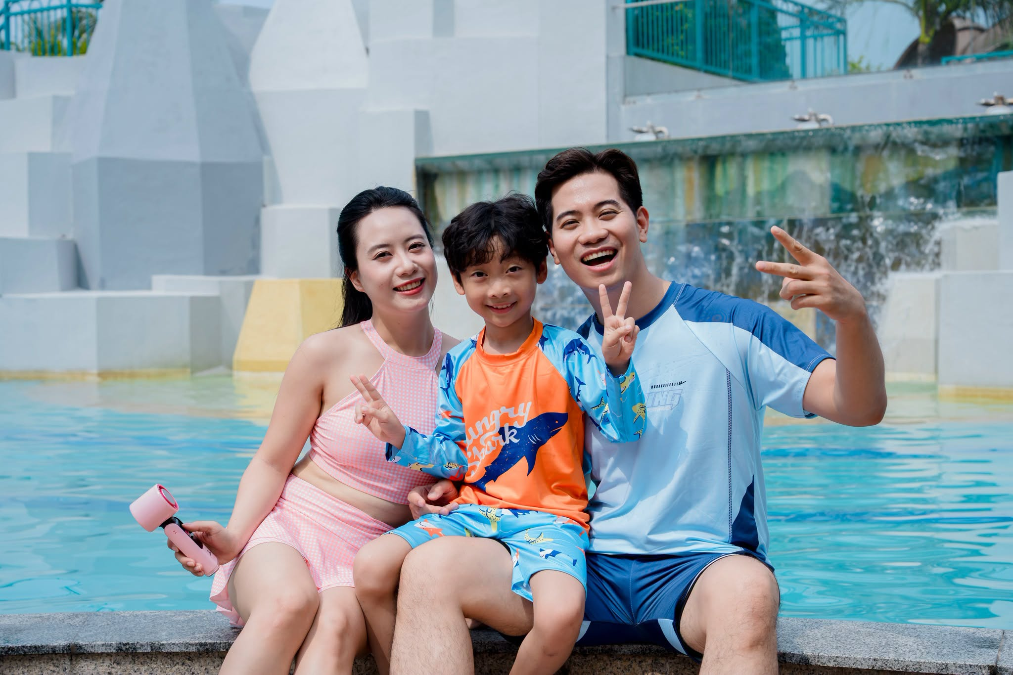 Du khách trải nghiệm công viên nước tại Sun World Ha Nam trong dịp Trung thu (Nguồn: Sưu tầm)