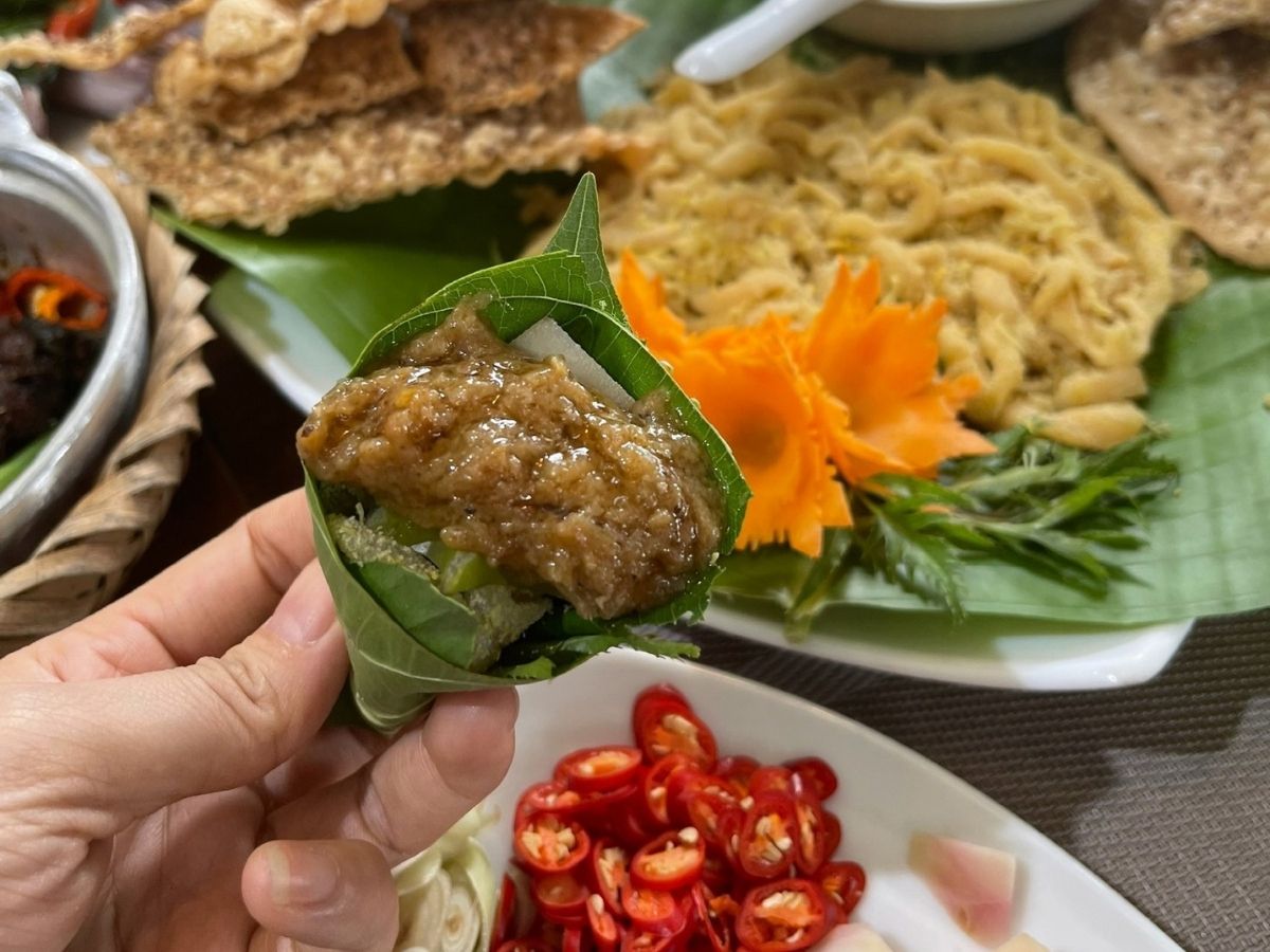 Gỏi cá nhệch Kim Sơn mang hương vị béo, bùi, thơm đặc trưng và cách thưởng thức đầy thú vị. (Nguồn: Sưu tầm)