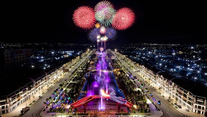 Quảng trường Thời Đại Hà Nam là điểm tham quan không nên bỏ lỡ nếu có dịp du lịch Ninh Bình. (Nguồn: Sưu tầm)