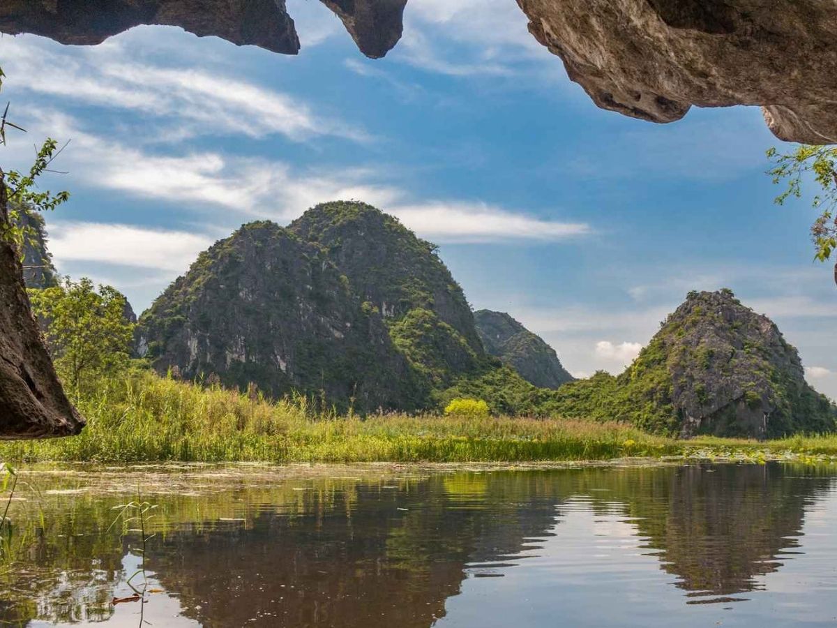 Cảnh quan núi đá và thiên nhiên tại khu vực Kim Bảng. (Nguồn: Sưu tầm).