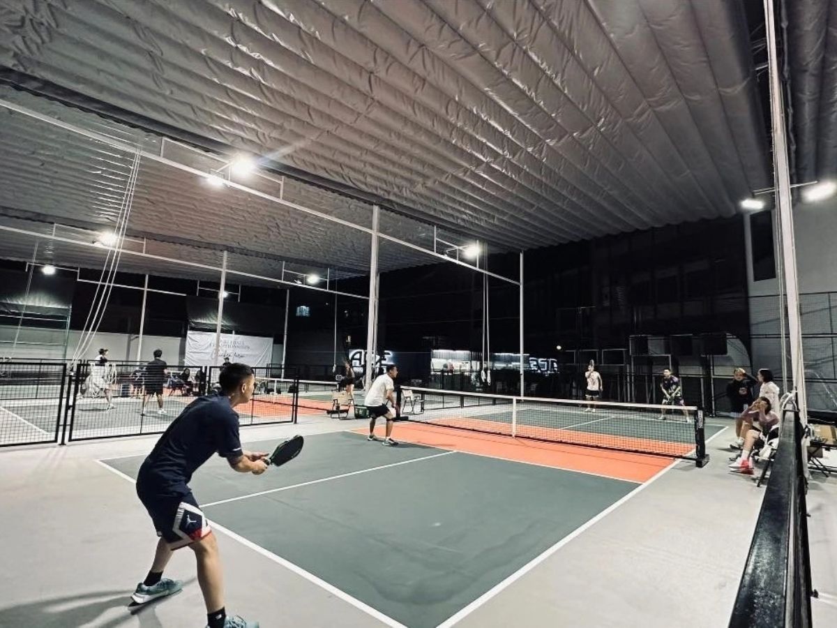 Không gian sân pickleball ACE Club Hà Nam và khu vực tiện ích. (Nguồn: Sưu tầm).