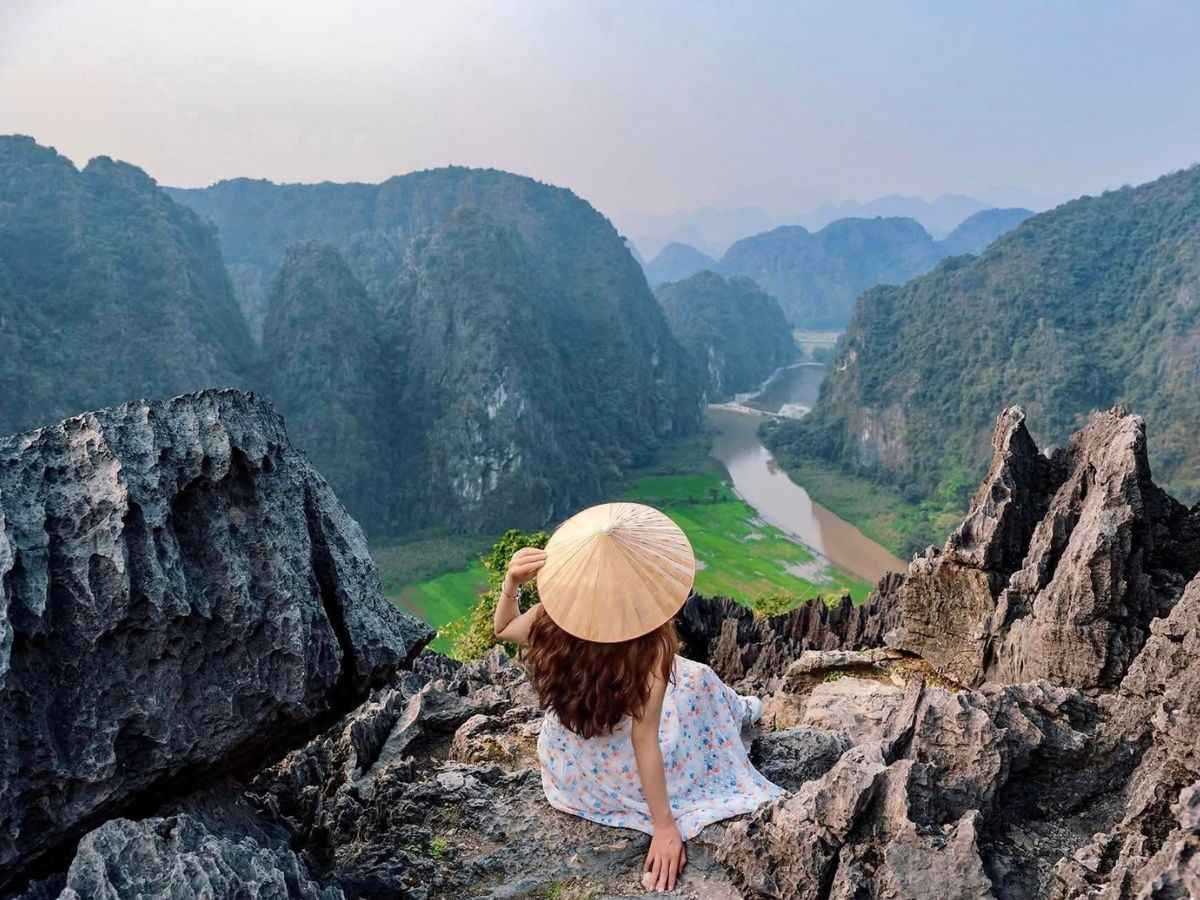 Du khách nên chuẩn bị tư trang cần thiết để bảo vệ sức khỏe và an toàn trong lịch trình. (Nguồn: Sưu tầm)
