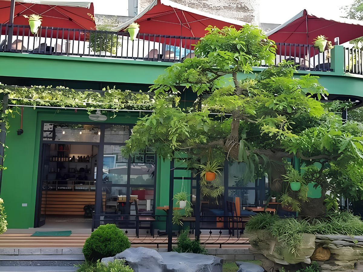 Green Coffee Hà Nam sở hữu không gian thoáng đãng, phù hợp để gặp gỡ bạn bè và thư giãn. (Nguồn: Sưu tầm)