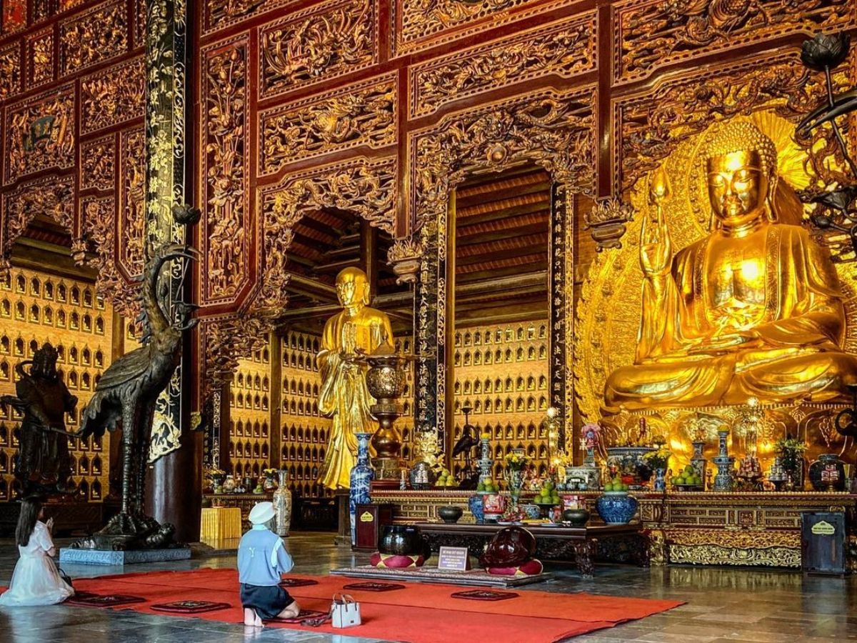 Không gian trang nghiêm bên trong điện Quan Âm chùa Bái Đính. (Nguồn: Sưu tầm)