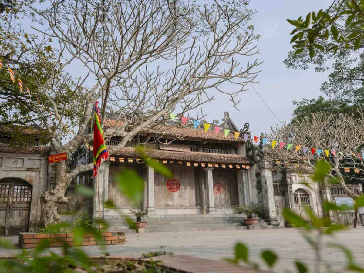 Khung cảnh hữu tình của ngôi chùa được mệnh danh đệ nhất vắng khách