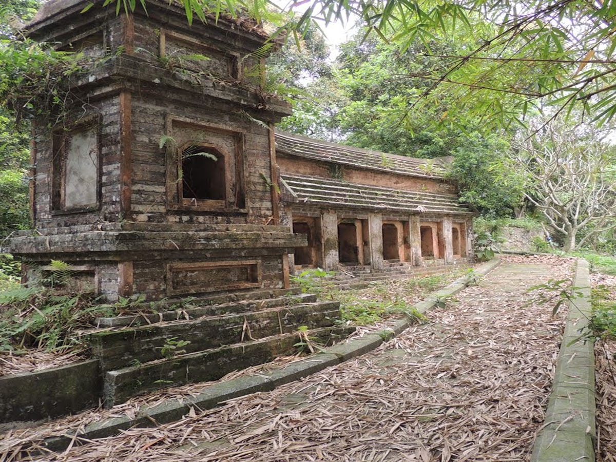 Tận hưởng không khí trong lành, thiên nhiên hữu tình tại chùa Long Đọi Sơn.