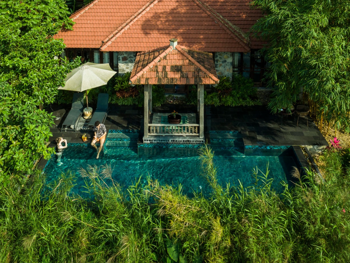 Resort nghỉ dưỡng cao cấp với tiện ích đẳng cấp sẽ giúp chuyến du lịch tháng 10 của du khách thêm trọn vẹn.