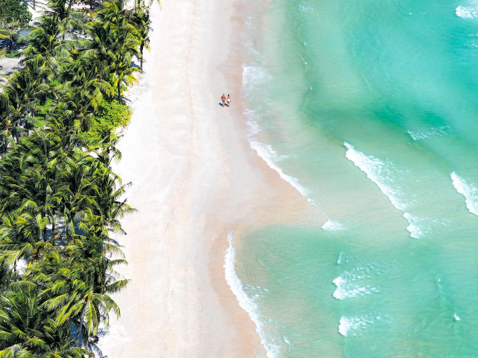 The serene charm makes Kem Beach a jewel of Phu Quoc (Photo: Collected)
