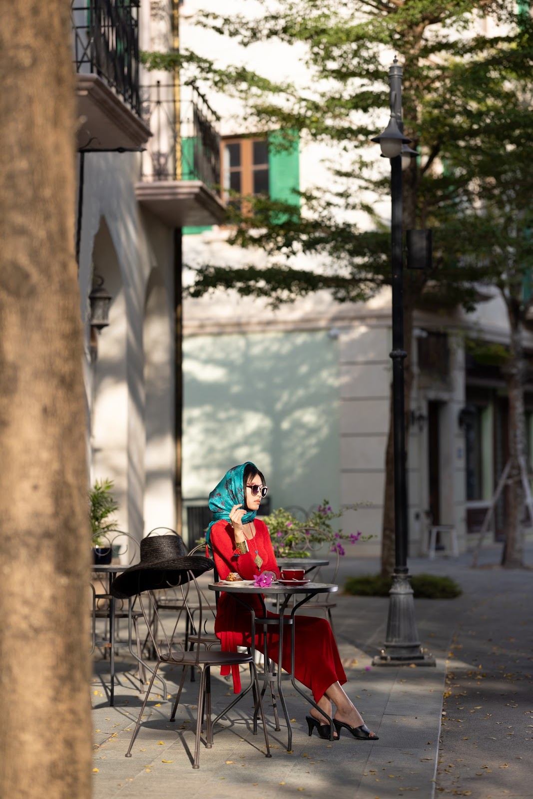 Sunset Bazaar - khu phố thương mại nghệ thuật đậm chất Châu Âu. Ảnh: La Festa Phu Quoc, Curio Collection By Hilton.