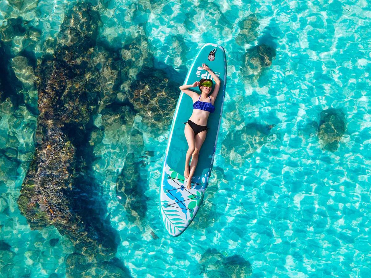 Du khách có những bức ảnh ấn tượng khi chèo sup.