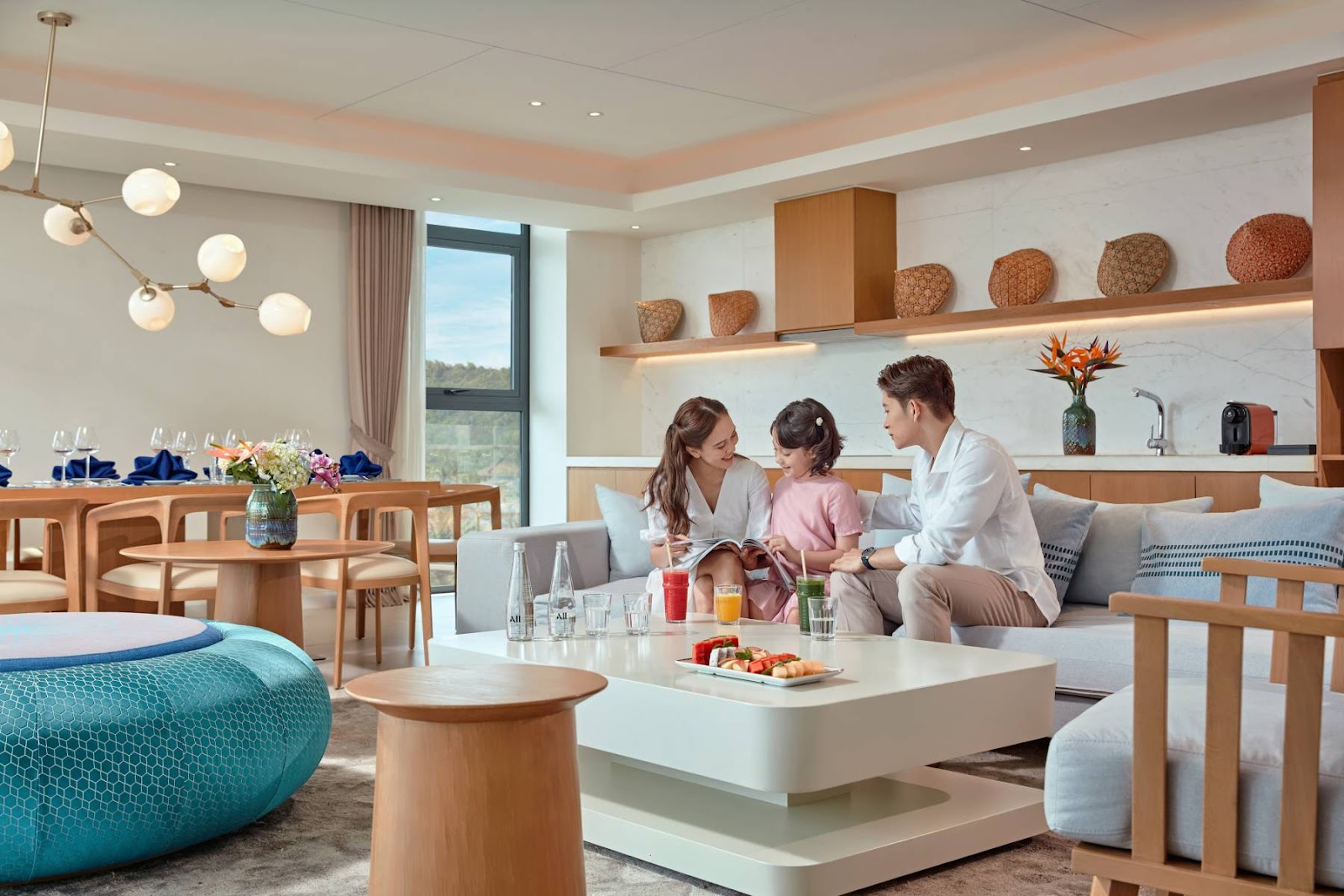 Không gian ấm cúng và tiện nghi tại Premier Residences Phu Quoc Emerald Bay.