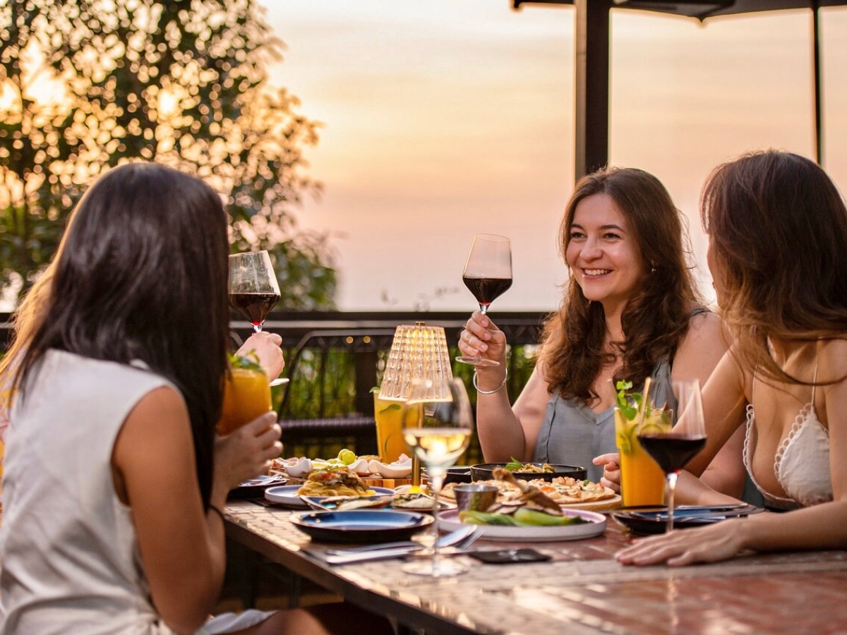 Diverse menu with a full range of Asian - European dishes, meeting all diners' needs.