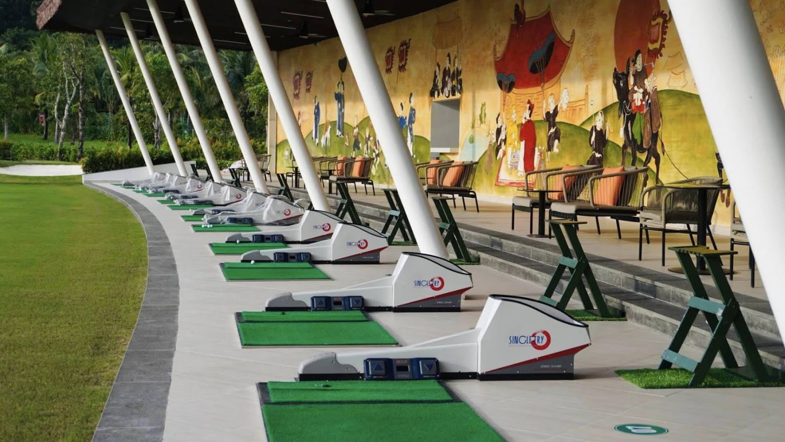 Cơ sở vật chất hiện đại, chất lượng chuẩn quốc tế của sân golf