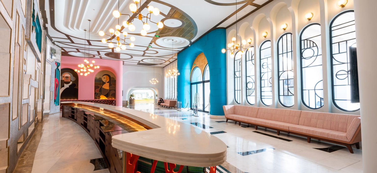 Không gian đậm chất nghệ thuật Mid Century Modern tại triển lãm