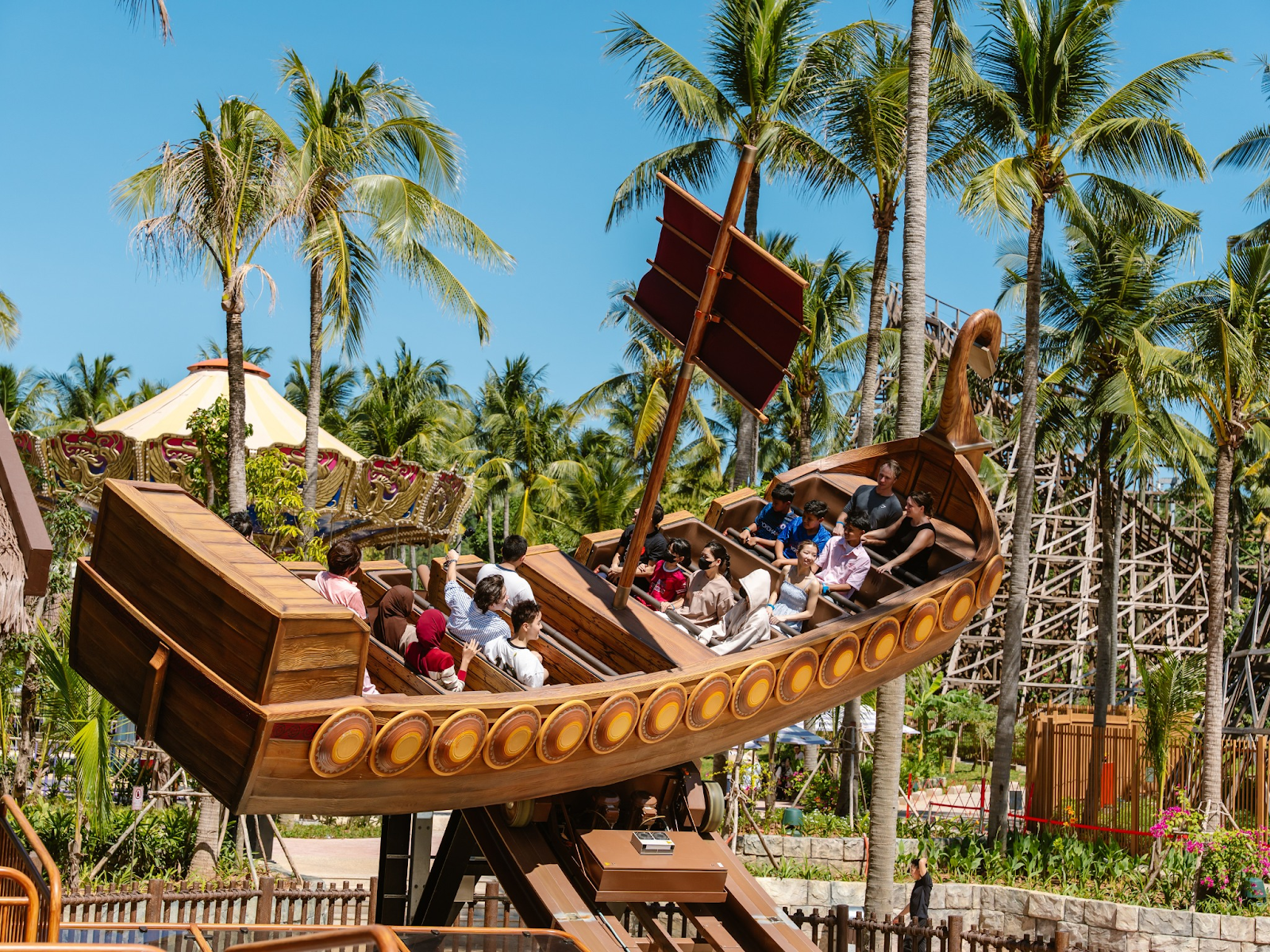 Những trò chơi thú vị tại công viên chủ đề Làng Exotica