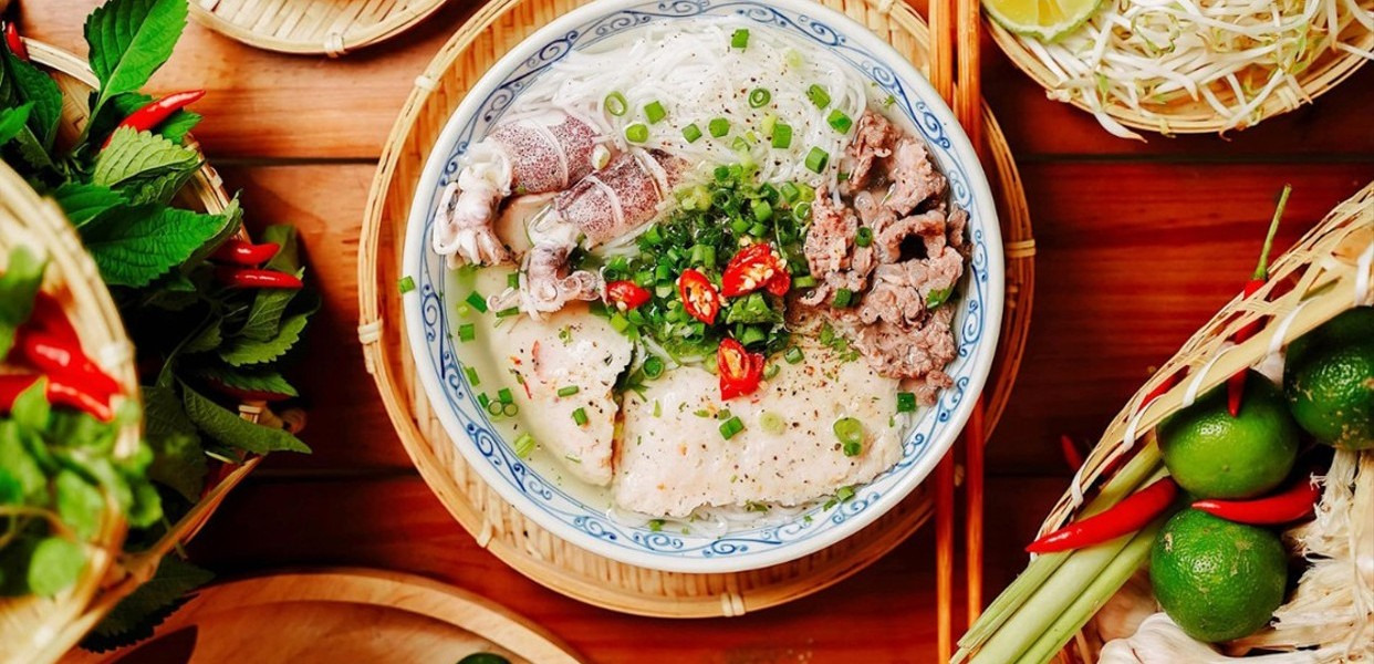 Món bún quậy nổi tiếng của đảo Ngọc