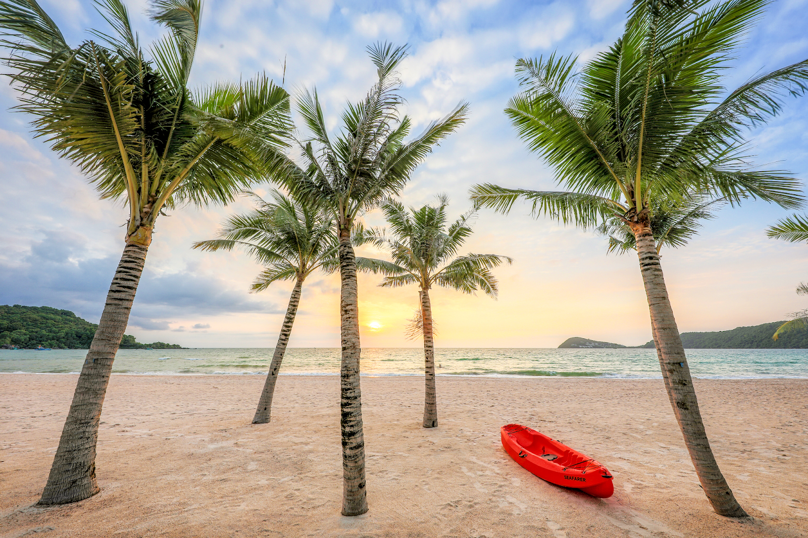 Bãi Kem được xếp hạng là một trong những bãi biển đẹp nhất thế giới