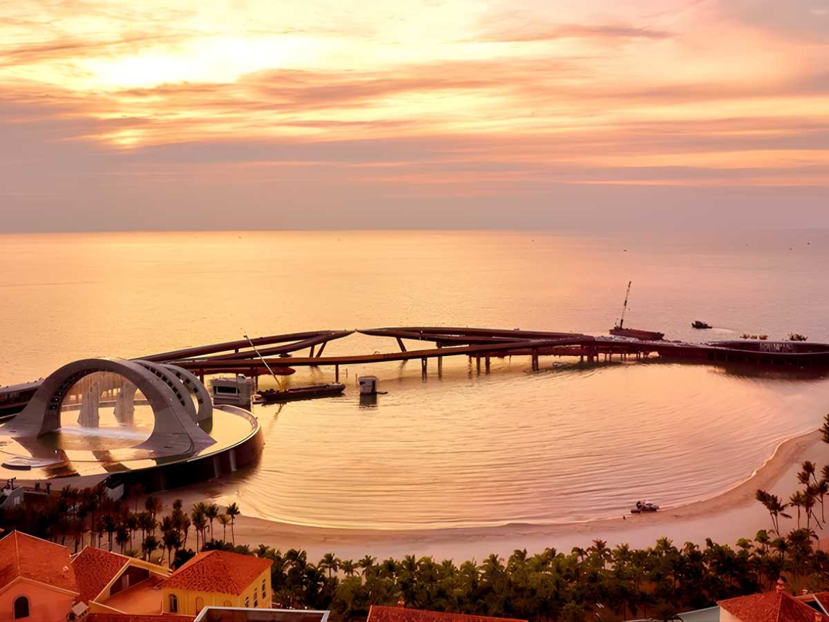 Thị Trấn Hoàng Hôn là điểm check-in ấn tượng với kiến trúc mang cảm hứng Địa Trung Hải