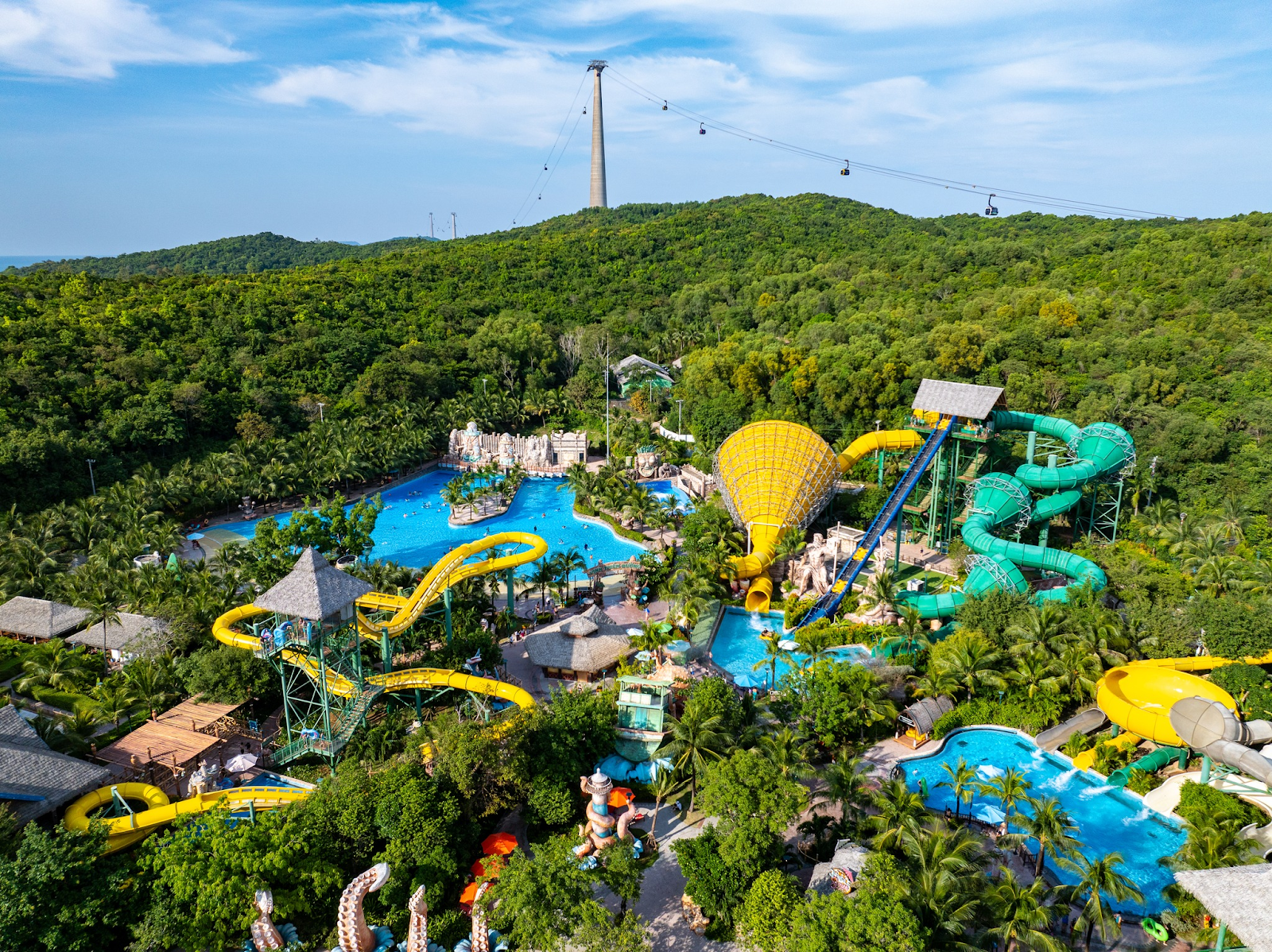 Toàn khu công viên nước tại Sun World Hon Thom