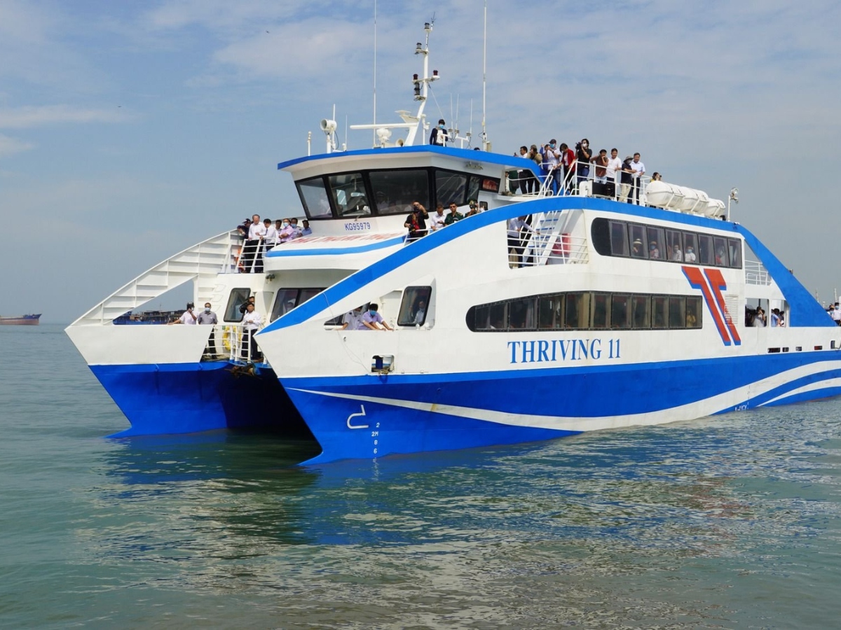 Giá vé phà Rạch Giá được niêm yết rõ ràng, giúp du khách dễ dàng lựa chọn hạng vé phù hợp