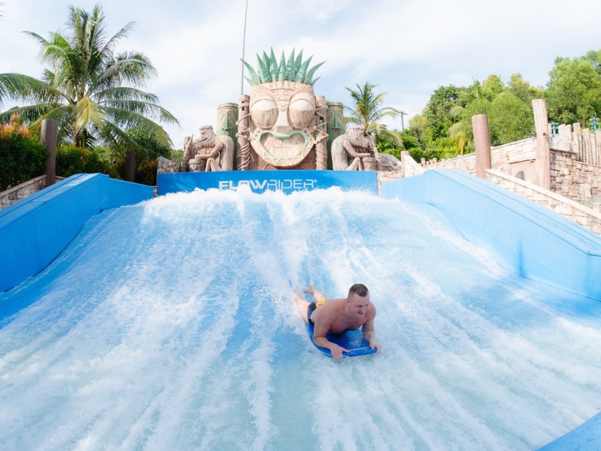 Thỏa thích vui chơi tại Sun World Hon Thom