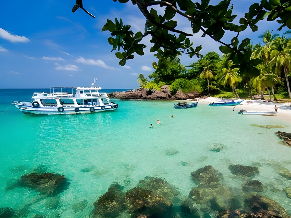 Mỗi mùa tại hòn Rỏi Phú Quốc lại đẹp theo một nét riêng