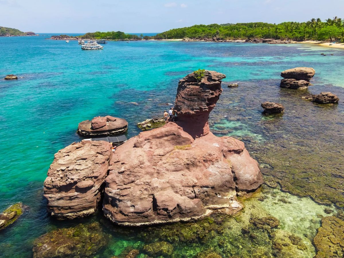 Không gian yên tĩnh tại Hòn Gầm Ghì mang đến cảm giác thư giãn trọn vẹn