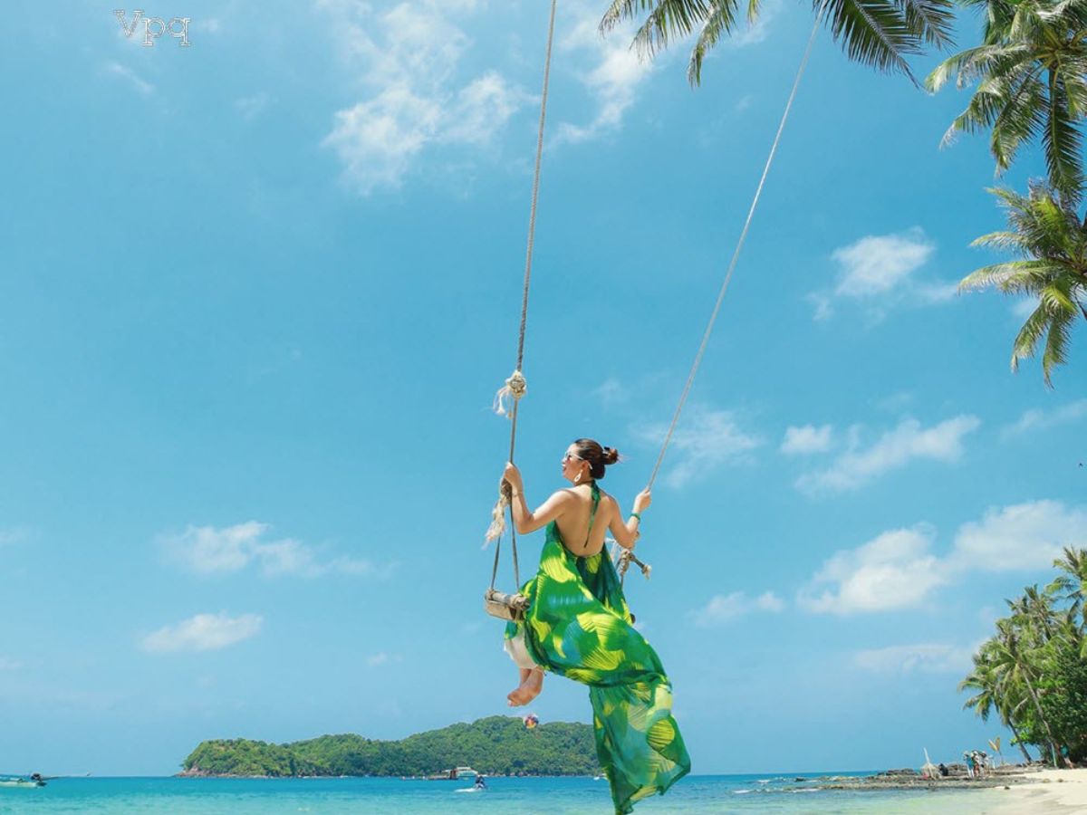 Cảnh quan thiên nhiên hoang sơ để lại ấn tượng khó quên cho du khách