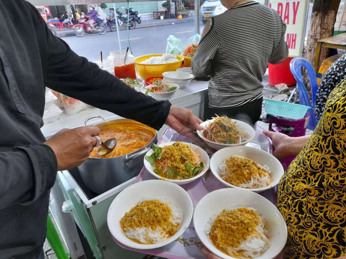 Bún kèn ở Phú Quốc là món đặc sản hấp dẫn