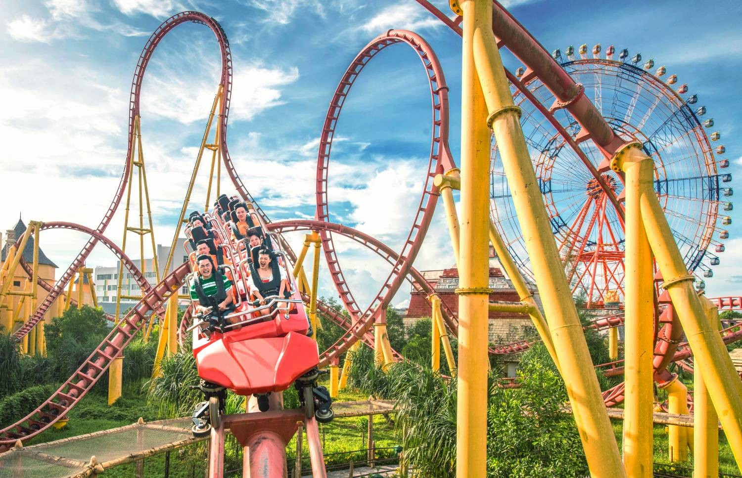 VinWonders Phú Quốc là công viên chủ đề lớn tại Việt Nam.