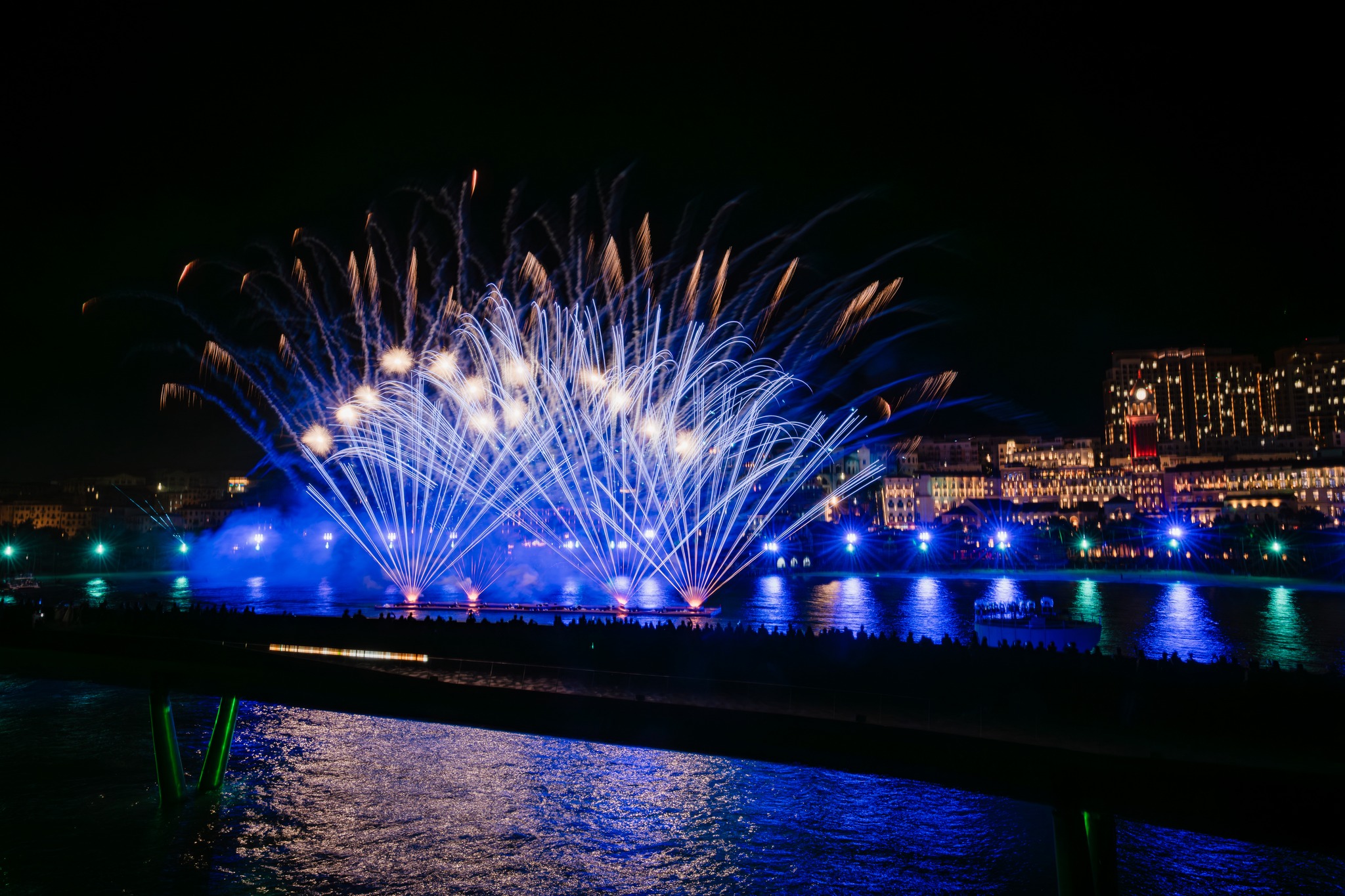 Phú Quốc mang trong mình vẻ đẹp mê đắm.