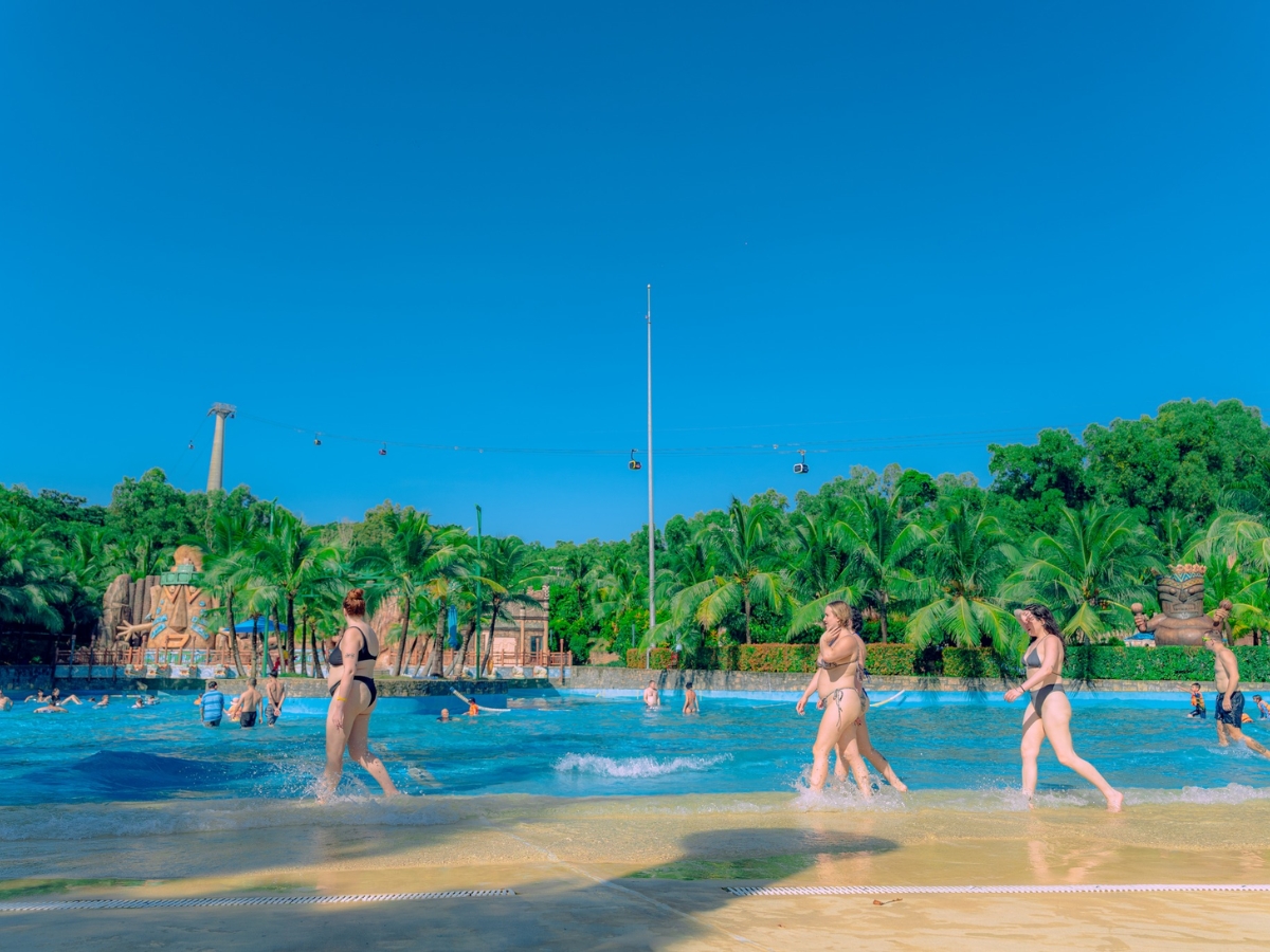 Sun World Hon Thom là điểm đến nổi tiếng, thu hút đông đảo du khách mỗi năm.