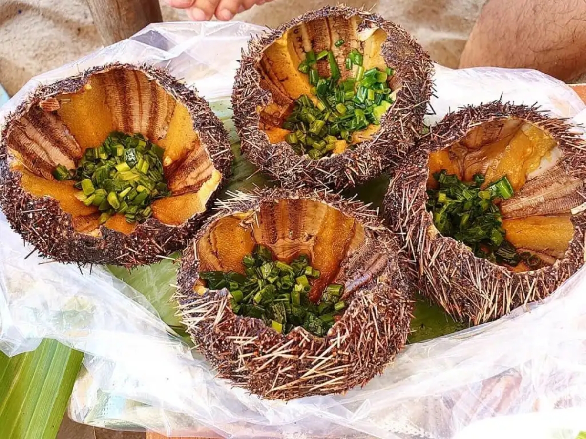 Nhum biển nướng mỡ hành béo ngậy, dậy mùi thơm lừng