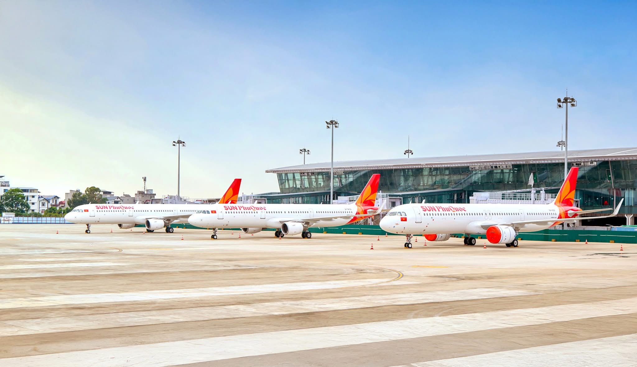 Hãng liên tục mở rộng đội tàu bay hiện đại và mạng lưới đường bay quốc tế.