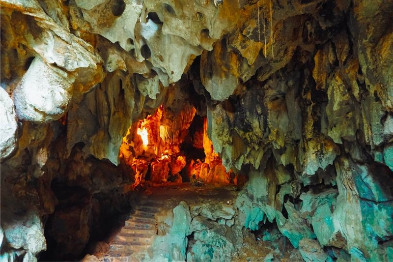 Thạch Động là một trong những điểm du lịch nhiều bí ẩn tại Hà Tiên