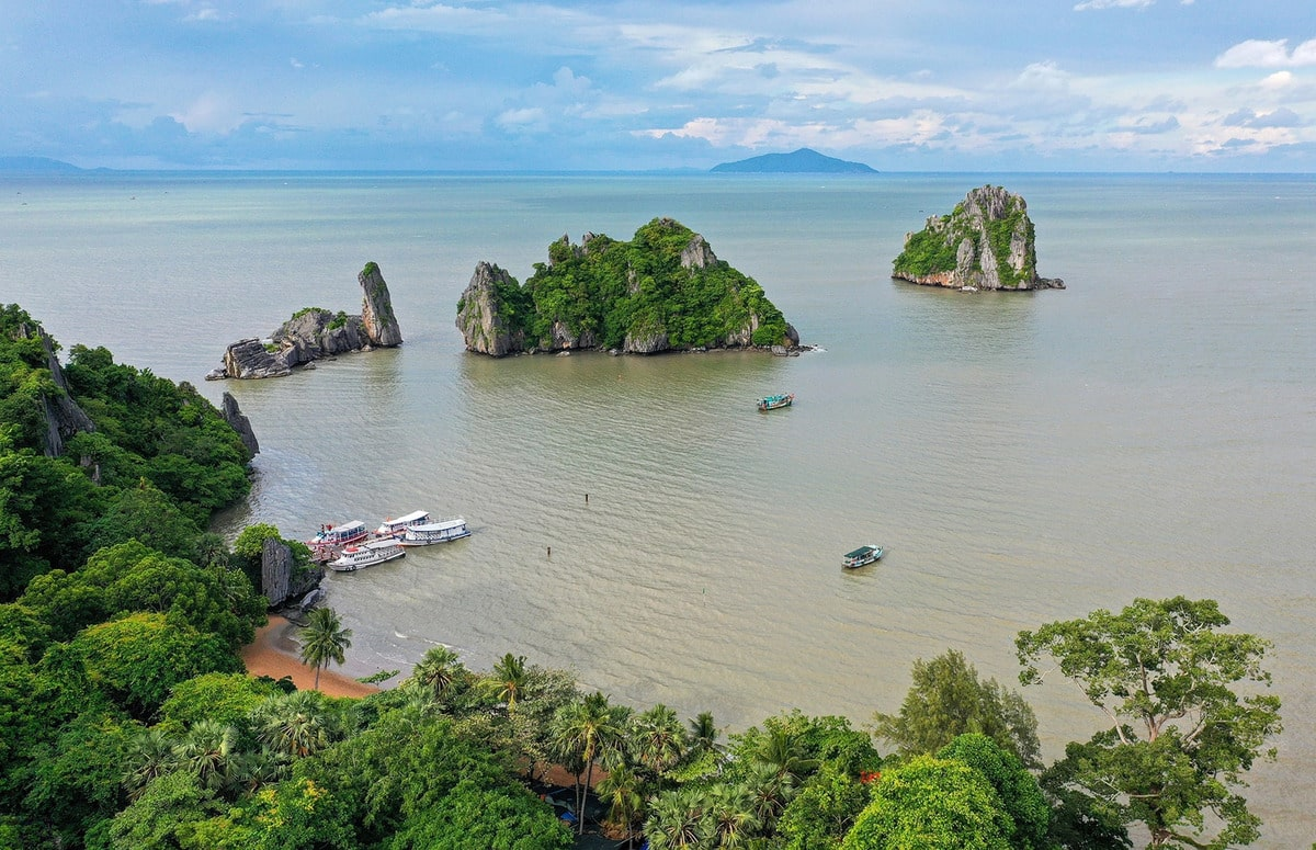 Mùa khô là thời điểm lý tưởng để du lịch Hà Tiên