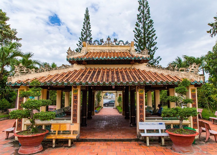 Không gian yên bình bên trong Lăng Mạc Cửu